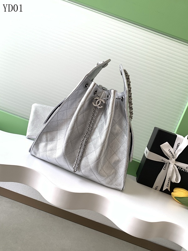 CHANELL AS5311 Quilted Caviar Leather Hobo Shoulder Bag