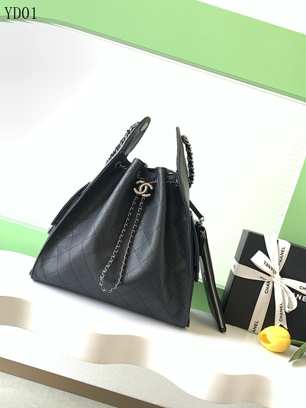 CHANELL YD01 Quilted Shoulder Bag