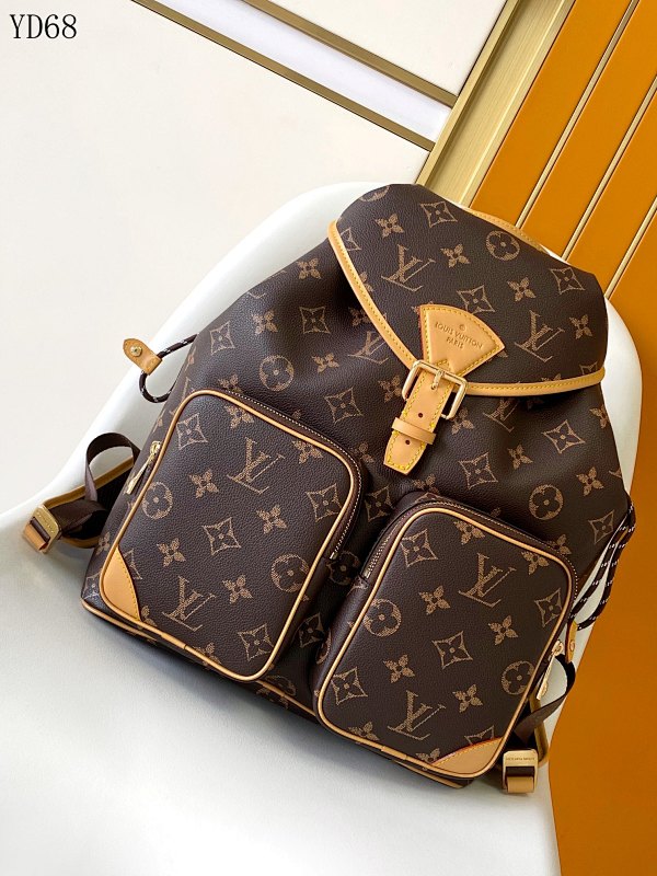 LVutton M14198 Christopher Small Backpack