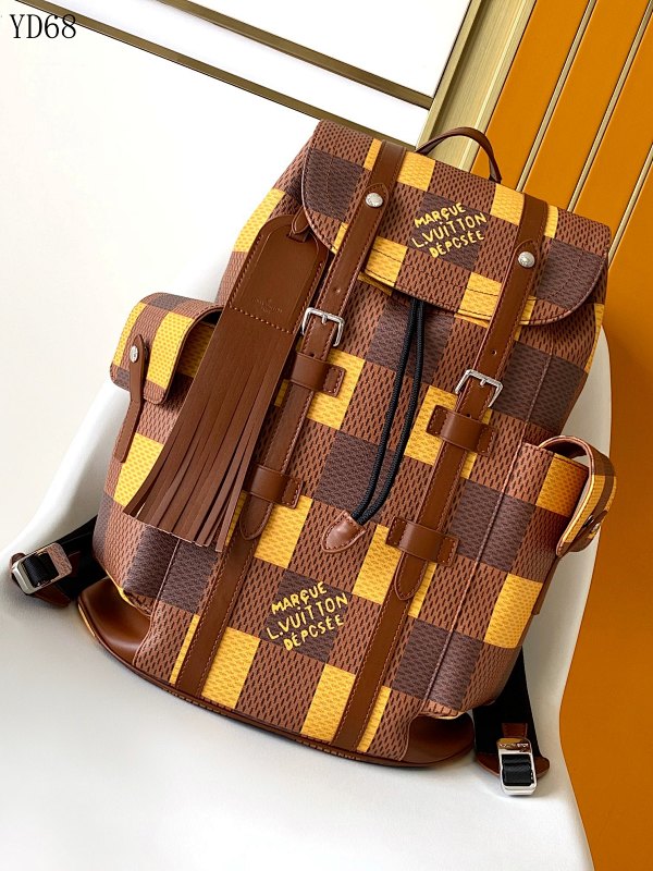 LVutton M40654 Christopher Small Backpack