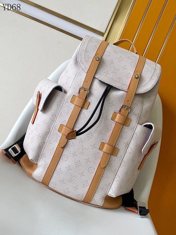 LVutton M14676 Christopher Small Backpack