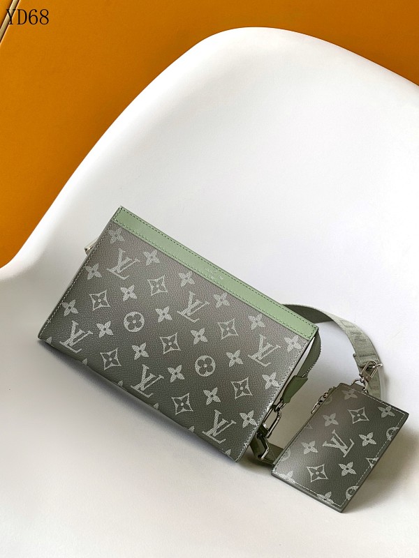 LVutton YD68048 Monogram Canvas Wallet on Chain