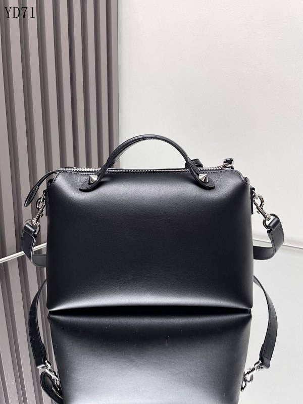 F3ndii YD7168 BY THE WAY Tote Bag