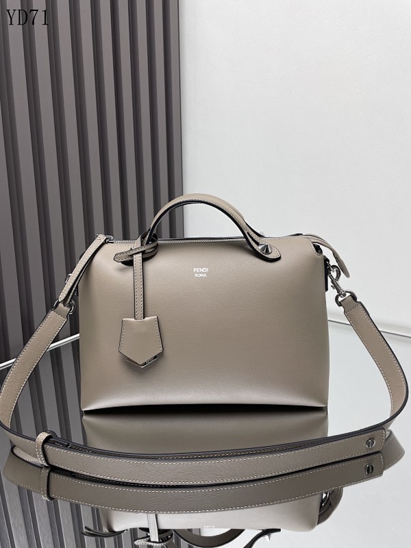 cover-227197242 F3ndii YD7168 BY THE WAY Shoulder Bag