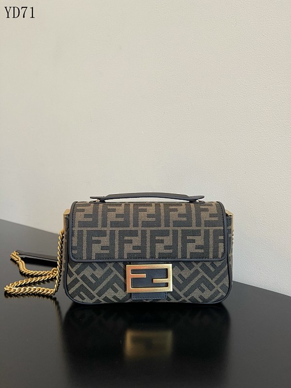 F3ndii YD7142 Classic FF Monogram Bag