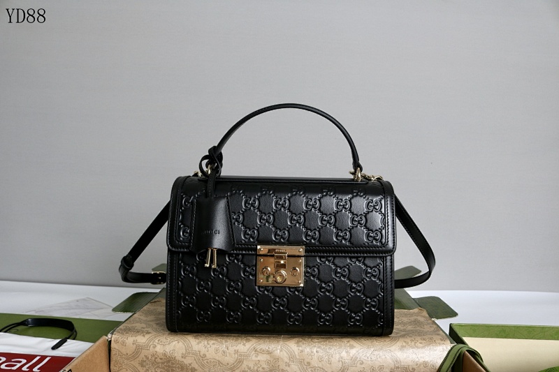 Gucc1 YD8865 GG Emblem Tote Bag Black Embossed Leather