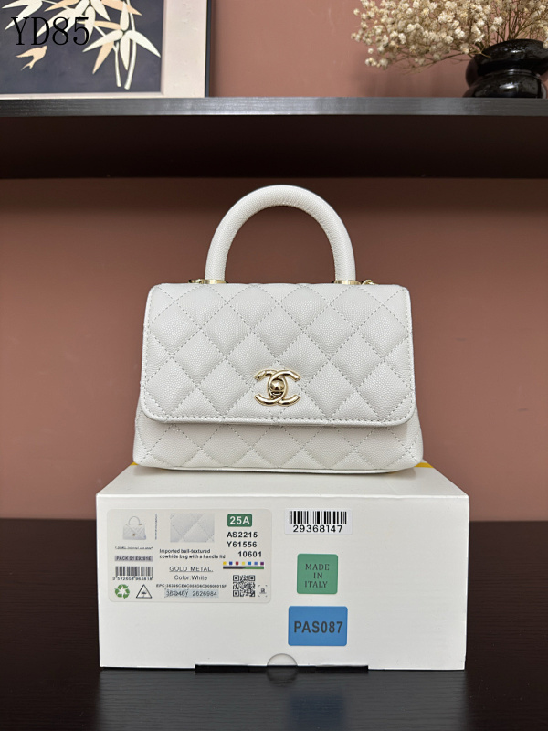 cover-228673807 Chan3l AS2215 Quilted Caviar Top Handle Bag