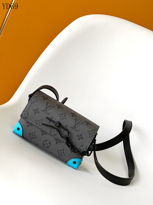 cover-232125500 LVutton M11496 Steamer Mini Bag Monogram Eclipse Reverse
