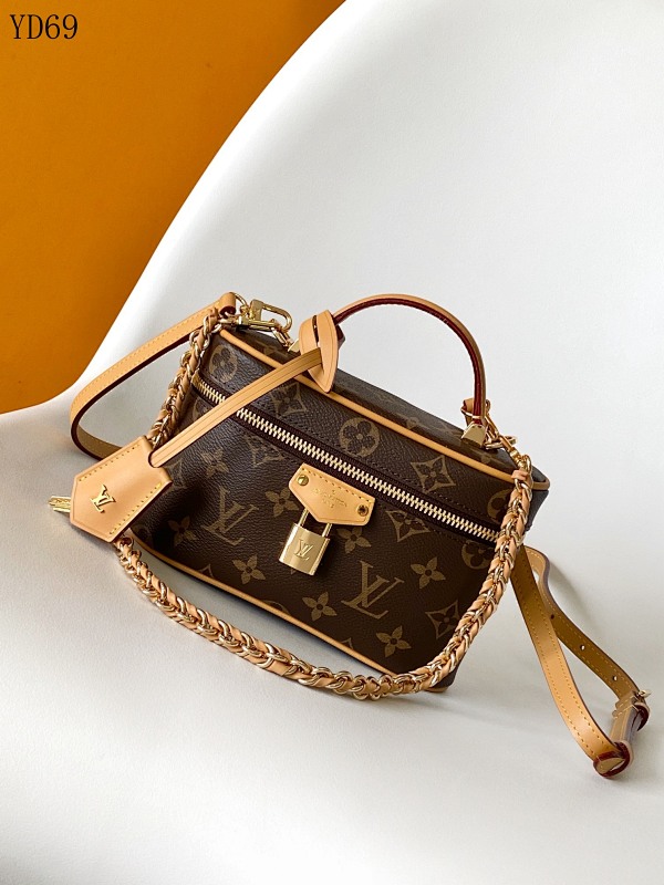 LVutton M47125 Monogram Vanity Chain Pouch