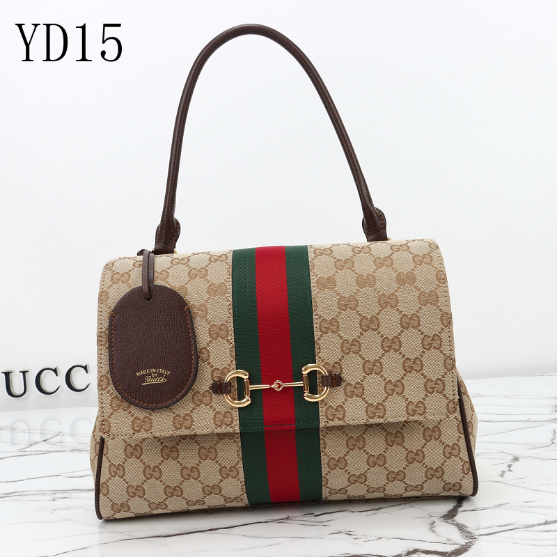 Gucc1 YD1557 GG Supreme Tote Bag