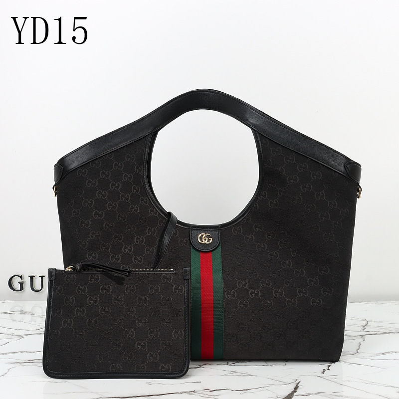 Gucc1 YD1559 GG Supreme Tote Bag