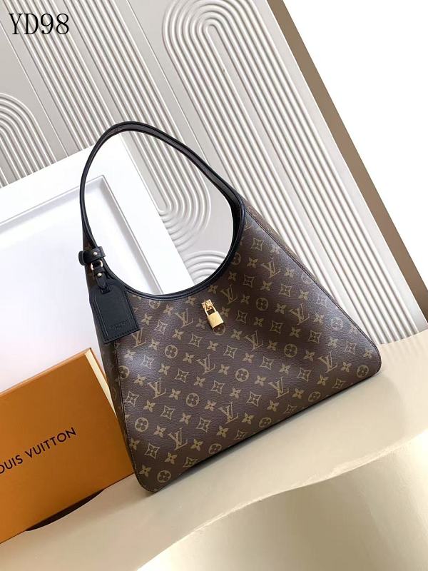LVutton YD98 Drop GM Monogram Shoulder Bag