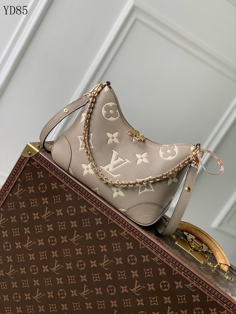 LVutton M12930 New Wave Bag