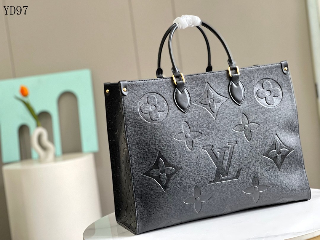 LVutton YD97060 44925 Large Tote