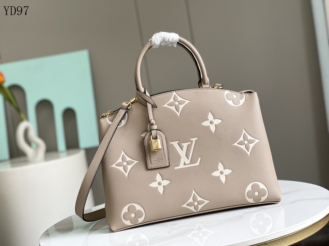 LVutton YD97058 45842 Flower Monogram Shoulder Bag