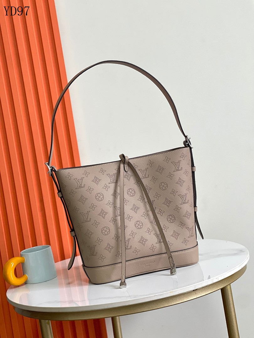 LVutton YD97068 M12140.M12139 Tote Bag