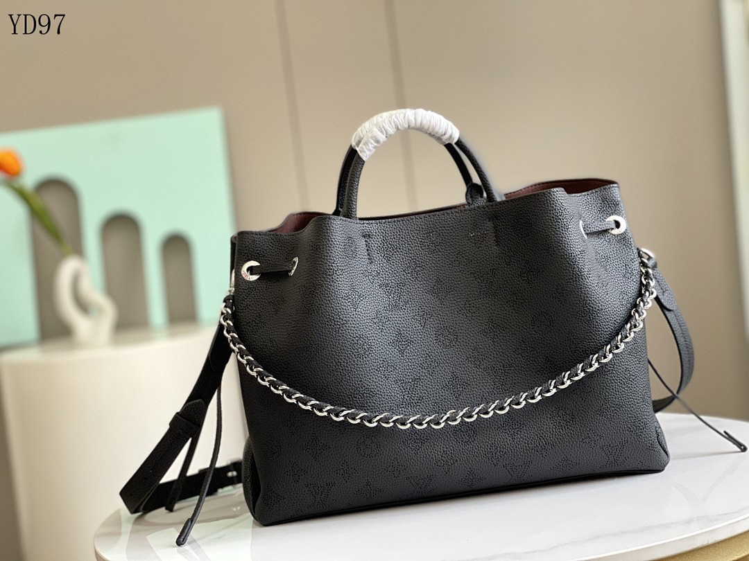 LVutton M59200 Capucines MM Shoulder Bag 1 LVutton M59200 Capucines MM Shoulder Bag