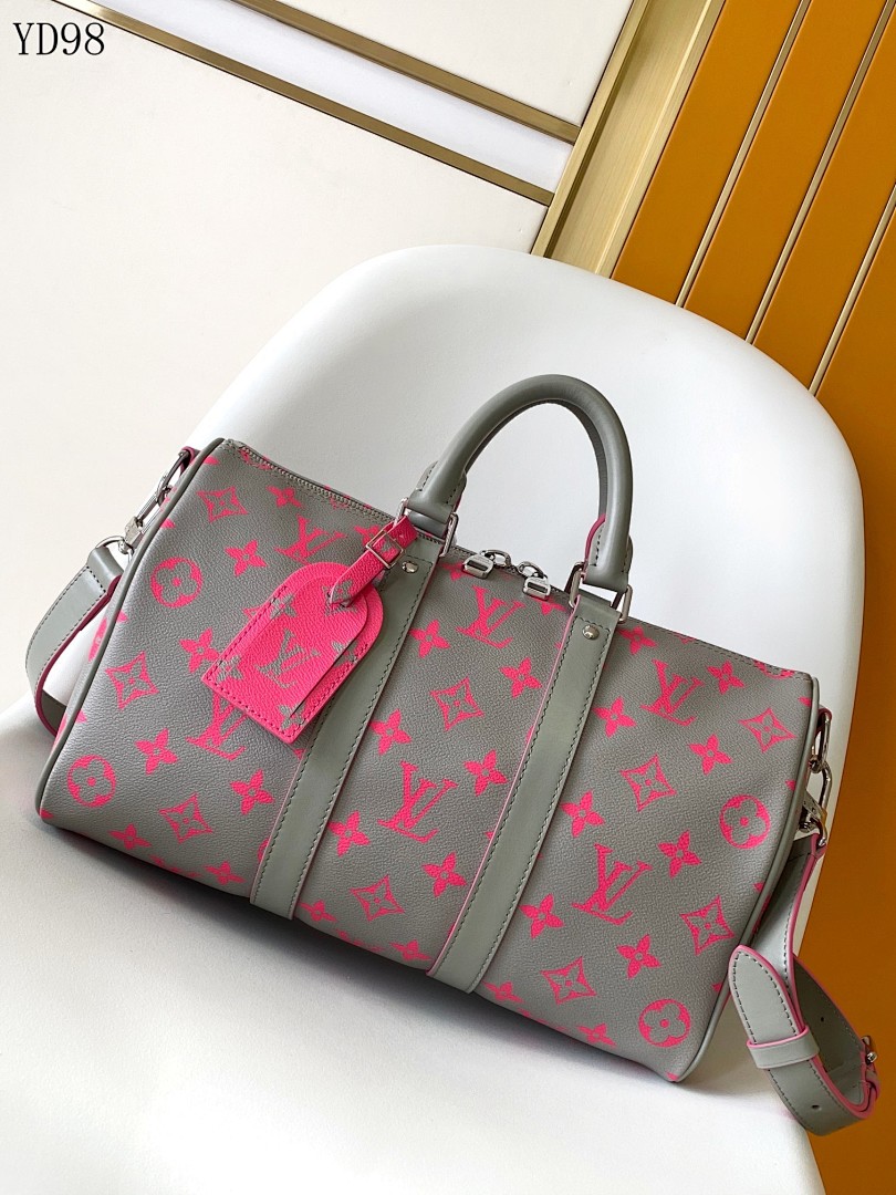 LVutton Monogram Multicolore Keepall Duffle
