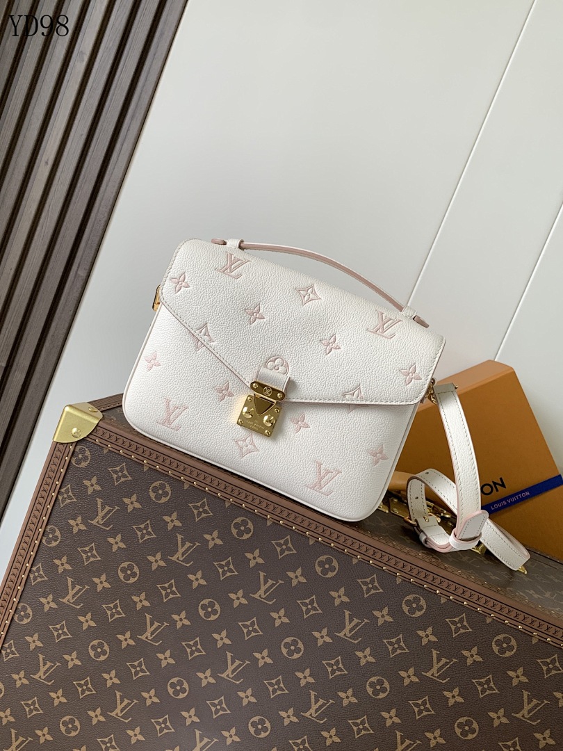 LVutton YD98072 M14977 Cream Monogram Empreinte Leather Crossbody Bag