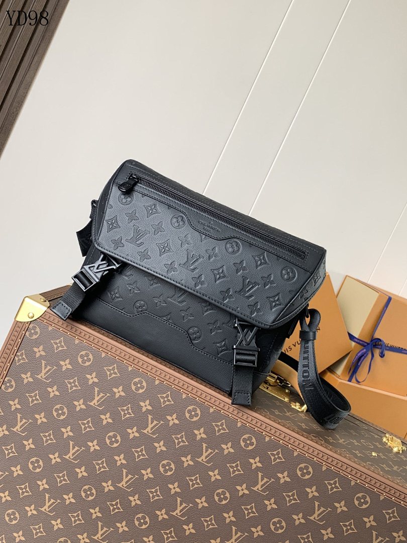 LVutton YD98070 M25121 Crossbody Bag