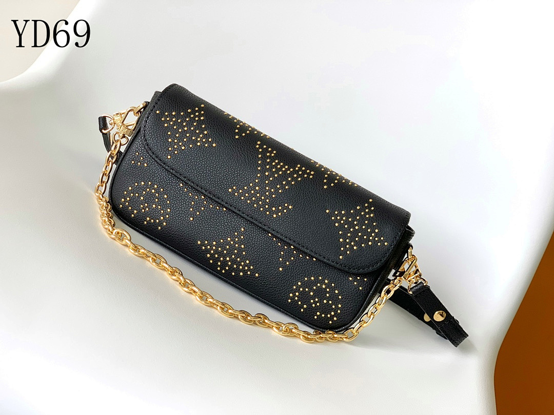 LVutton YD69 Studded Chain Wallet