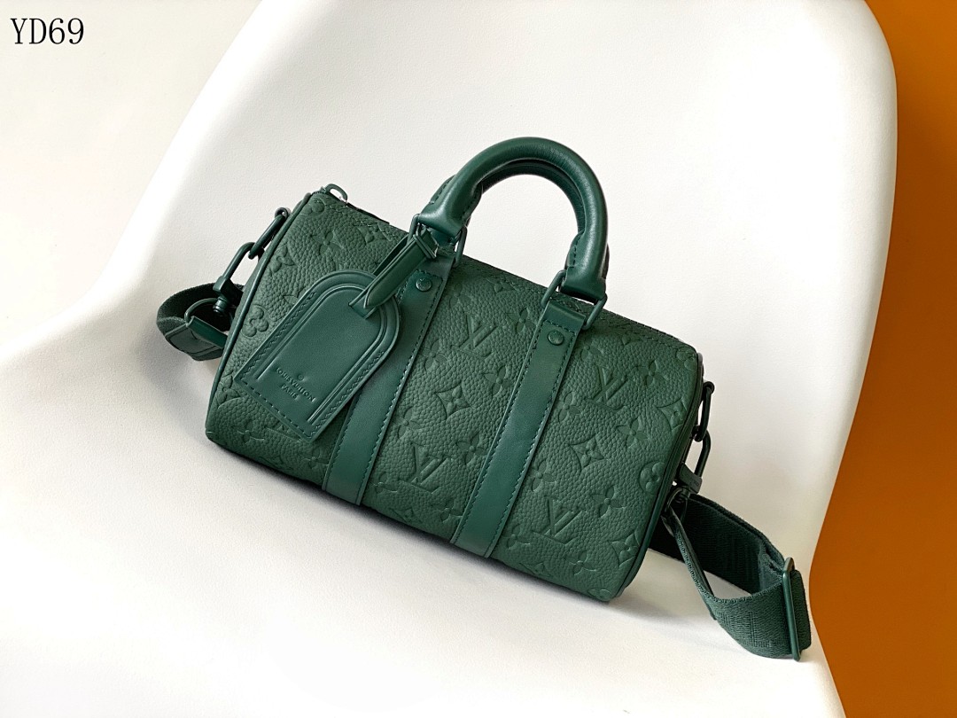 LVutton YD68060 Monogram Empreinte Leather Crossbody Bag