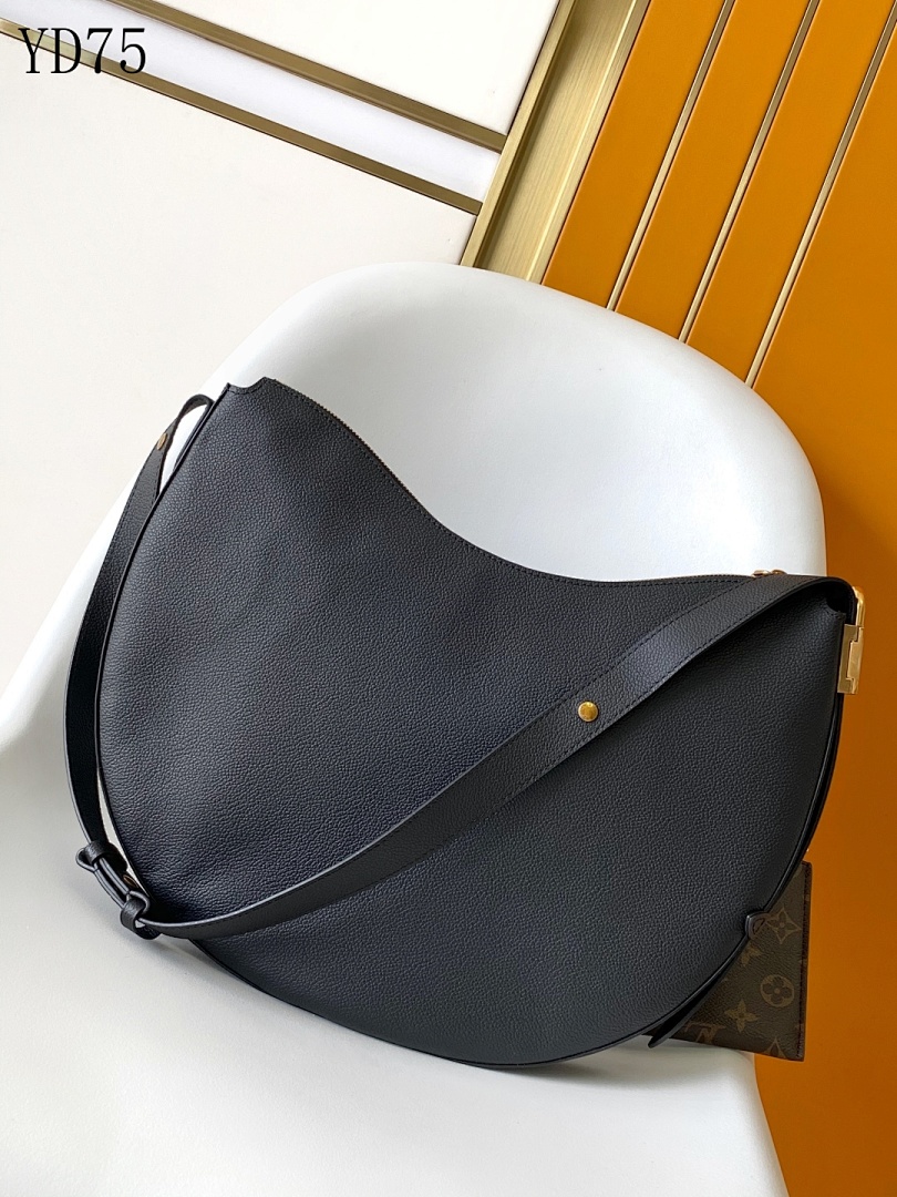 LVutton YD75062 M14417 Black Leather Crossbody Bag