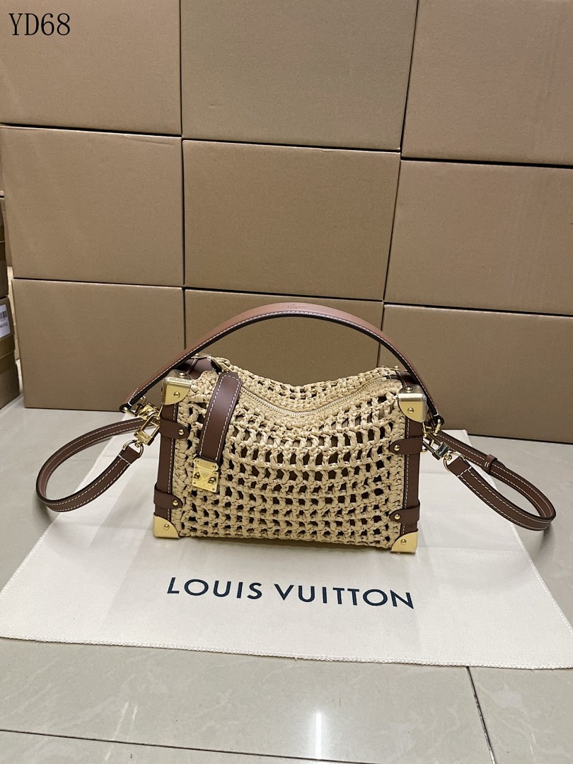 LVutton YD68083 M14405 Rattan & Leather Trunk Bag