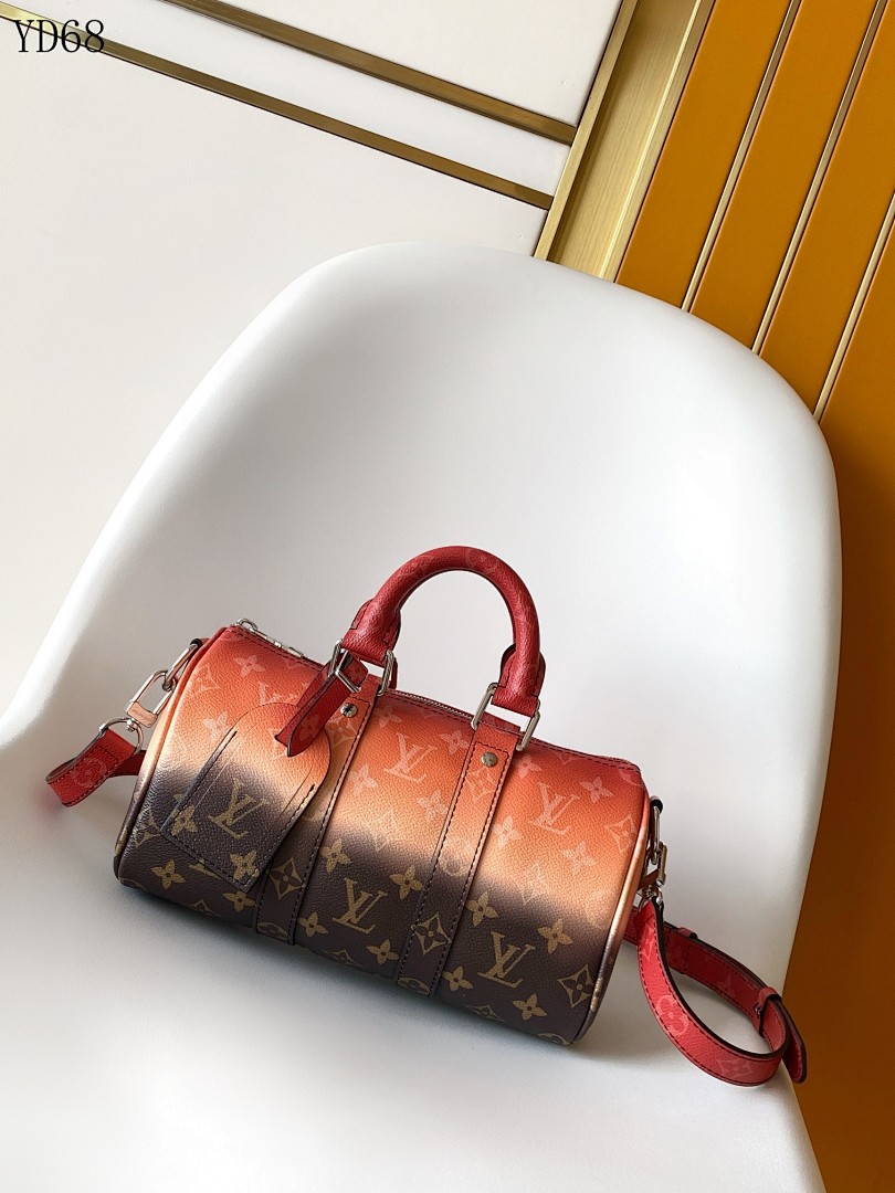 LVutton M28026 Gradient Monogram Canvas Keepall Duffle