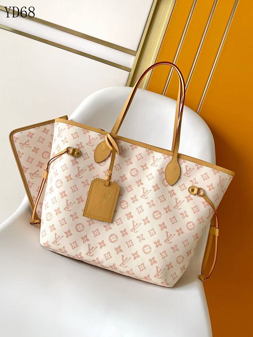 LVutton YD68062 M27521 Cosmetic Pouch