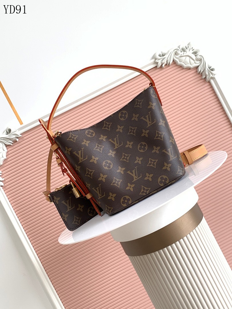 LVutton M12925 Monogram Canvas Pochette Metis