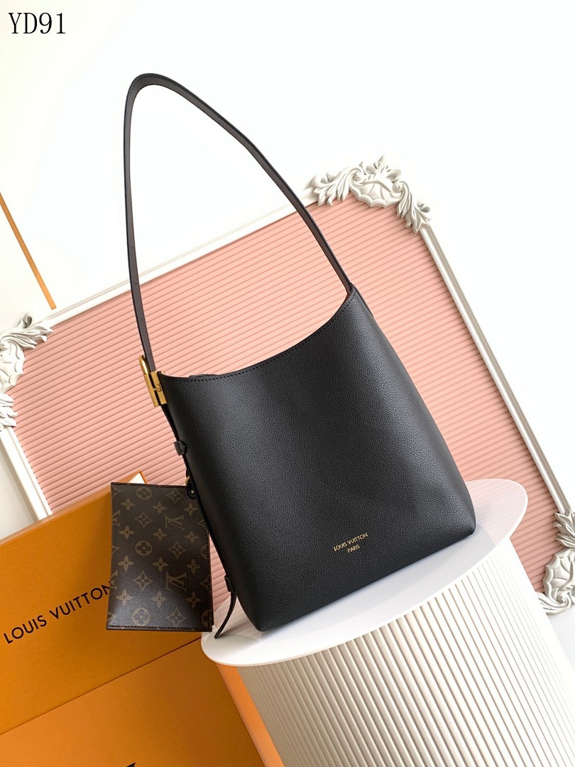LVutton M25352 Monogram Canvas Pochette Metis
