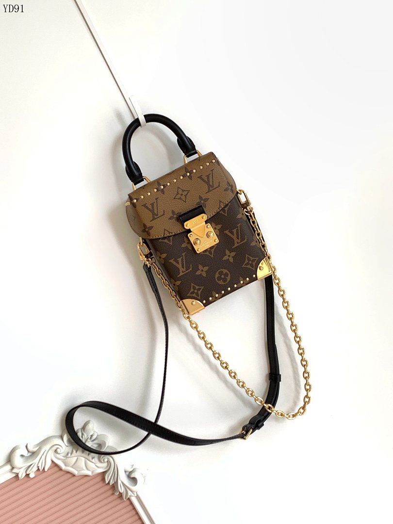 LVutton Mini Pochette Metis