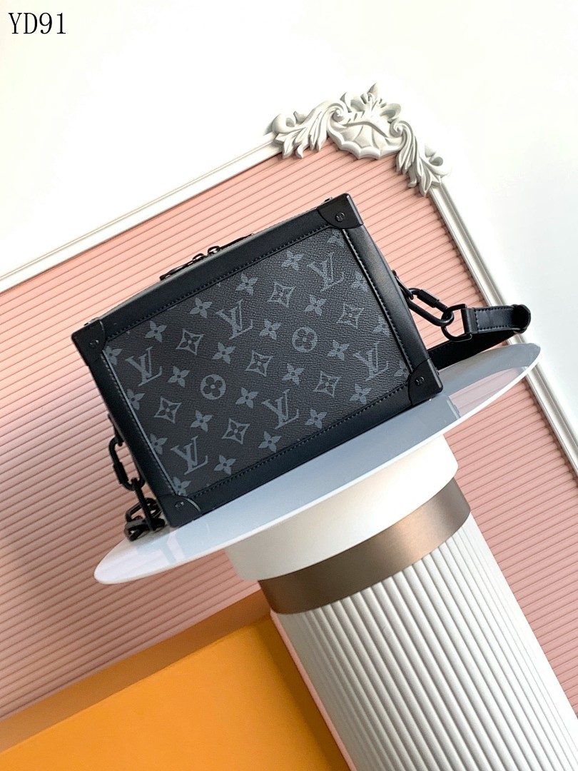LVutton M44730 Black Monogram Canvas Mini Pochette