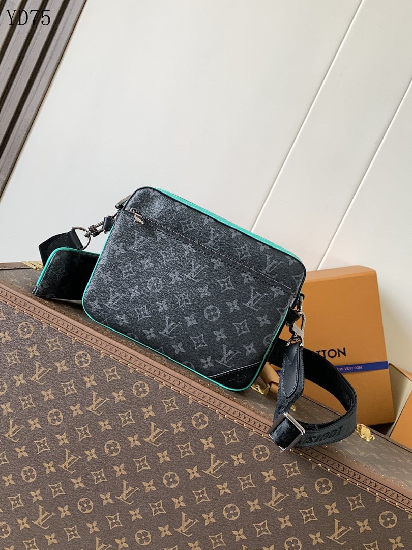 LVutton YD75057 M26052 Pochette Metis 1 LVutton YD75057 M26052 Pochette Metis