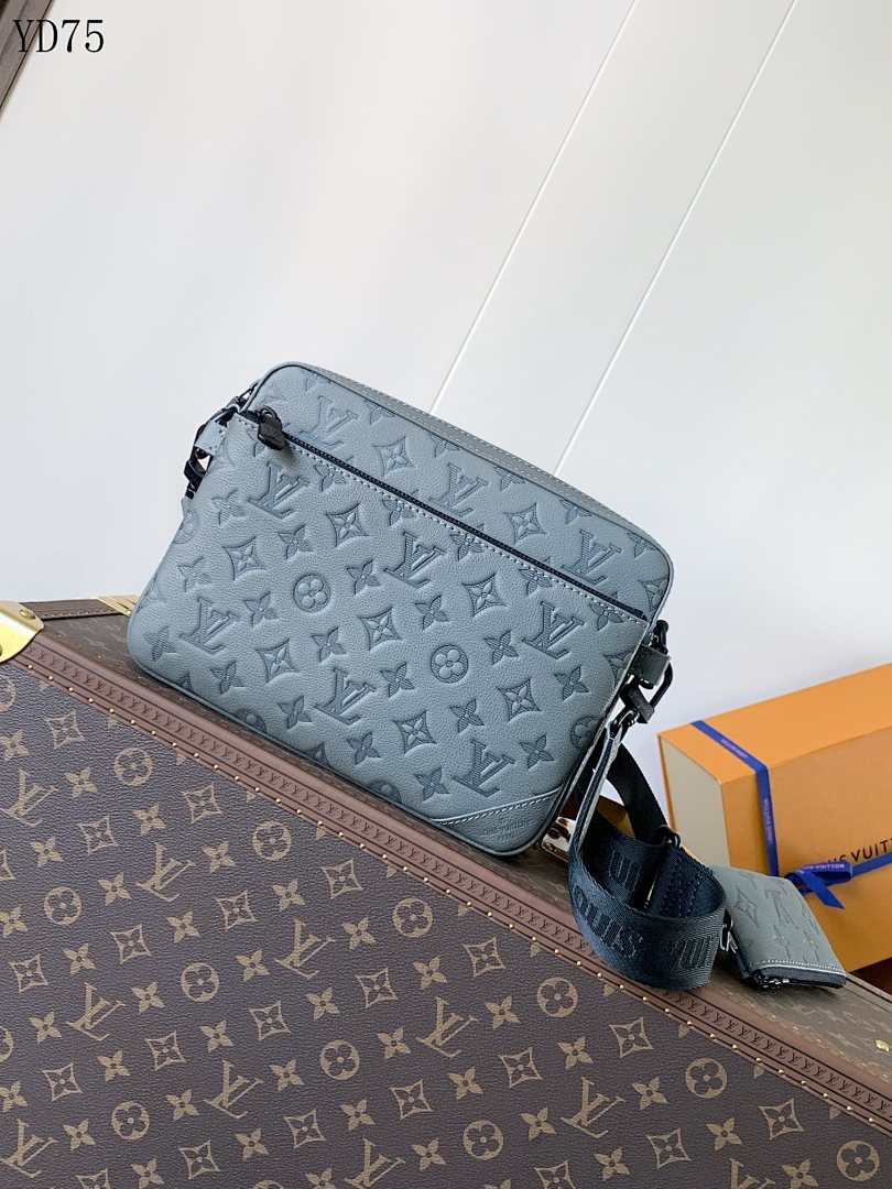 LVutton YD75063 M46603 Pochette Metis