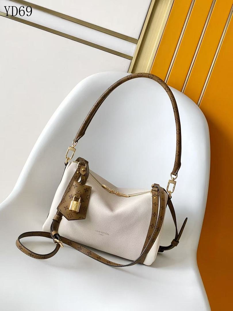 LVutton YD69 Monogram Canvas Shoulder Bag