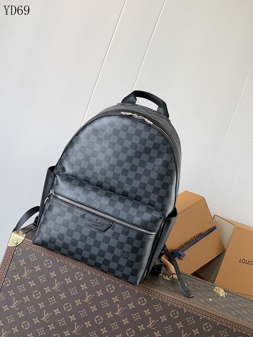 LVutton Damier Graphite Keepall 50 Duffle