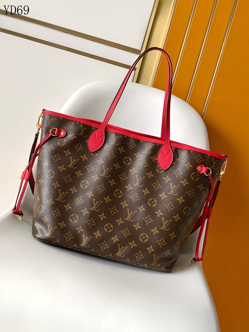 LVutton Monogram Neverfull Tote