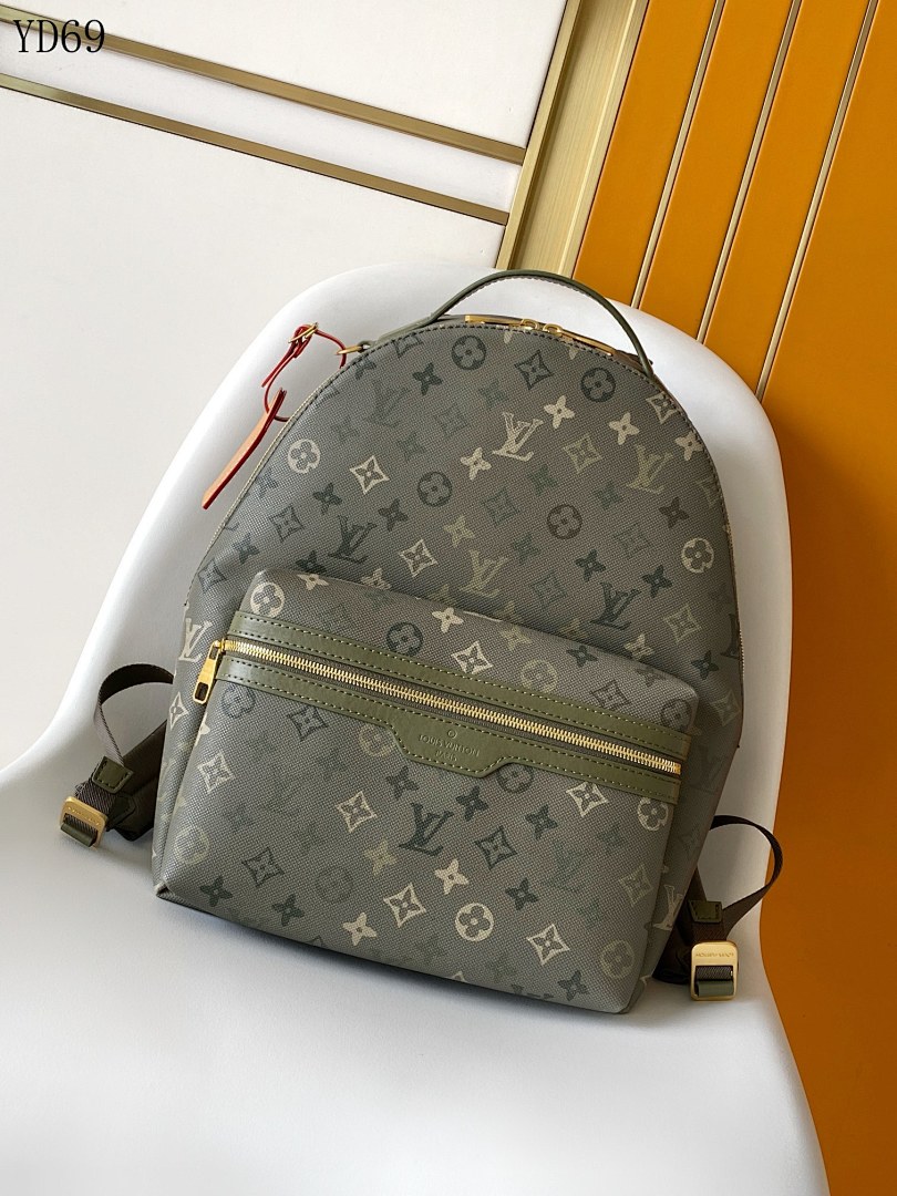 LVutton Monogram Canvas Neverfull Tote