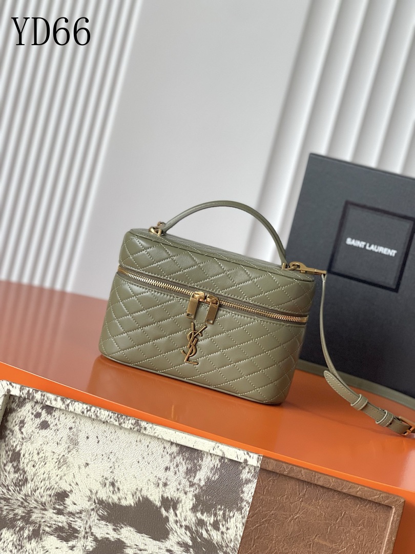 LVutton YD6670 Quilted Leather Clutch 1 LVutton YD6670 Quilted Leather Clutch
