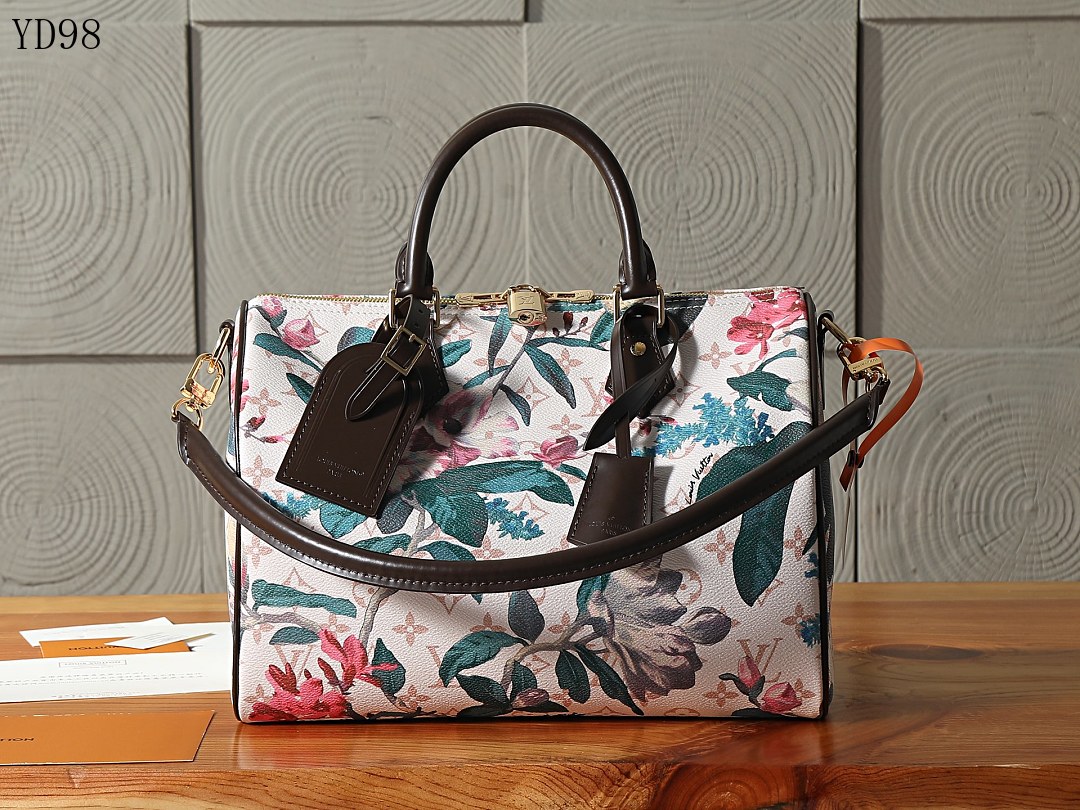 LVutton M29066 Keepall Duffle