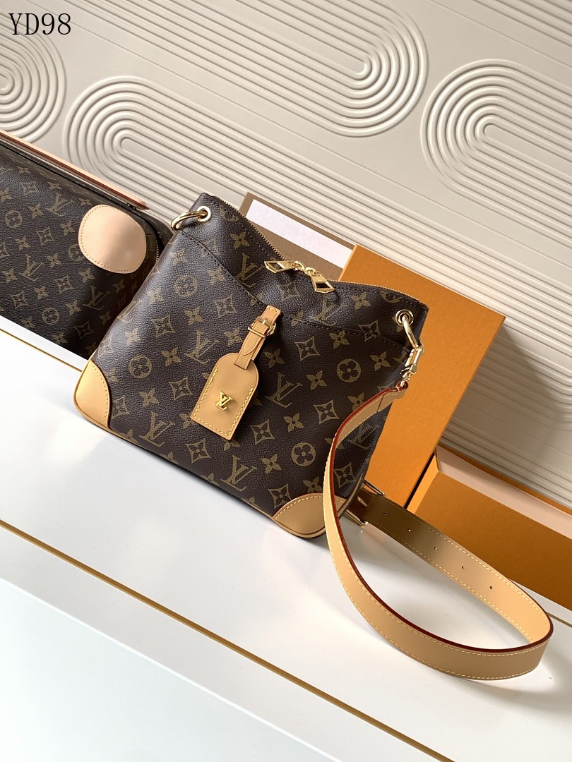 LVutton YD9844 Monogram Canvas Pochette Metis